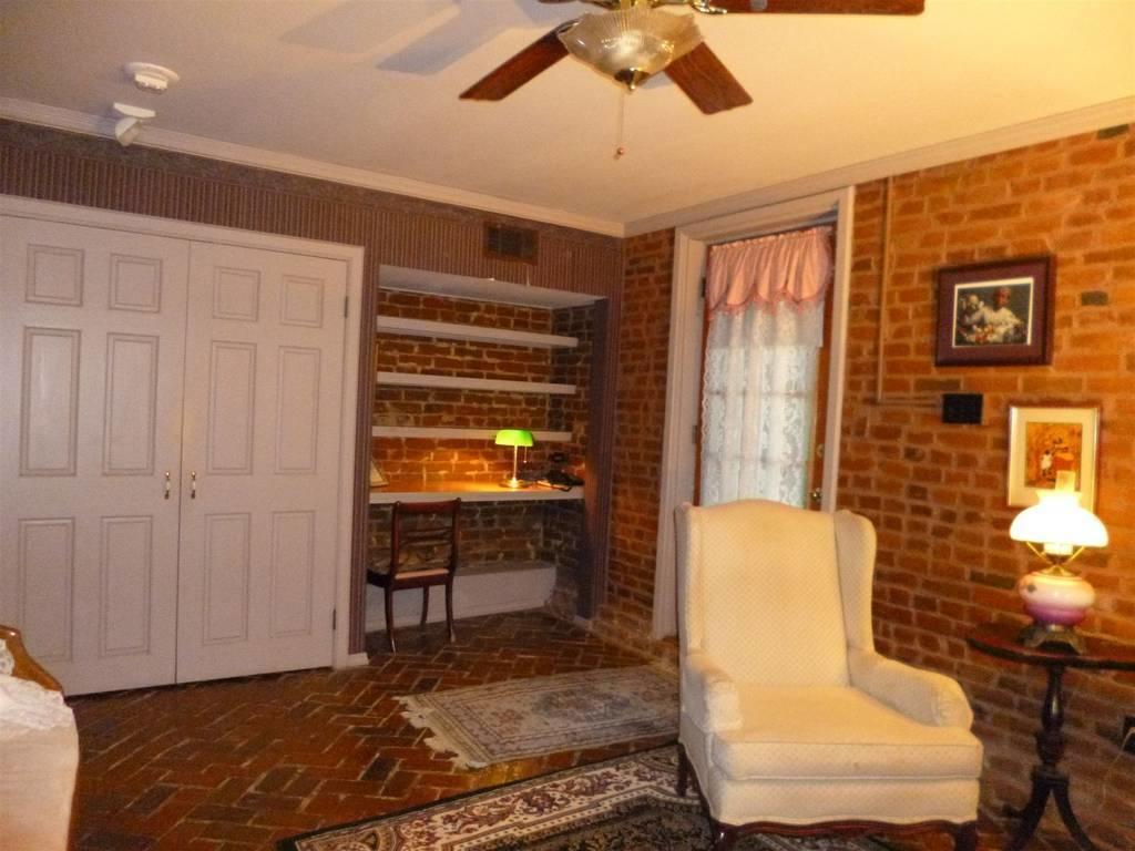 Corners Mansion Inn - A Bed And Breakfast ヴィックスバーグ エクステリア 写真